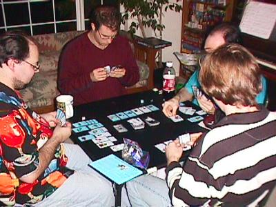 http://www.ludism.org/scpix/20030322/03_starmunchkin_players.jpg